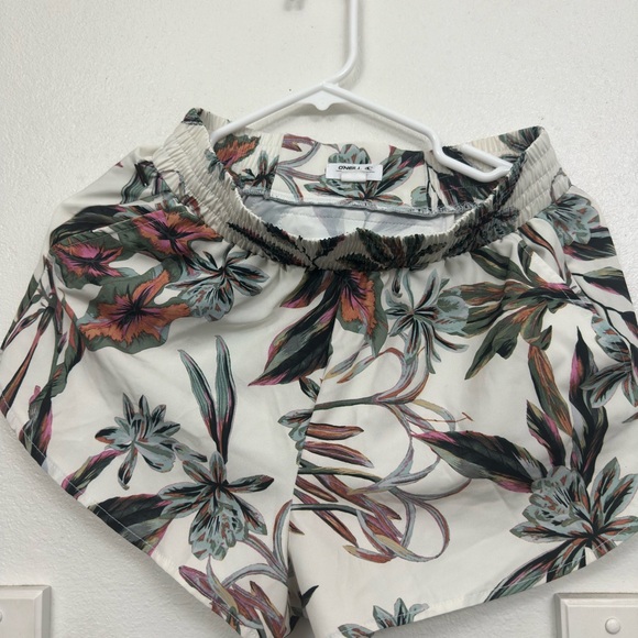 O'Neill Pants - O'Neill Tropical Leaf Print Fabric